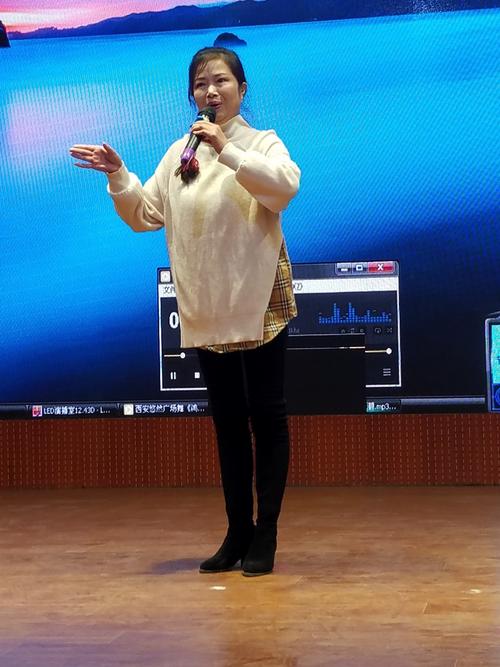 红玫瑰婚介·婚庆礼仪服务 | 执子之手，许你一场玫瑰色的浪漫